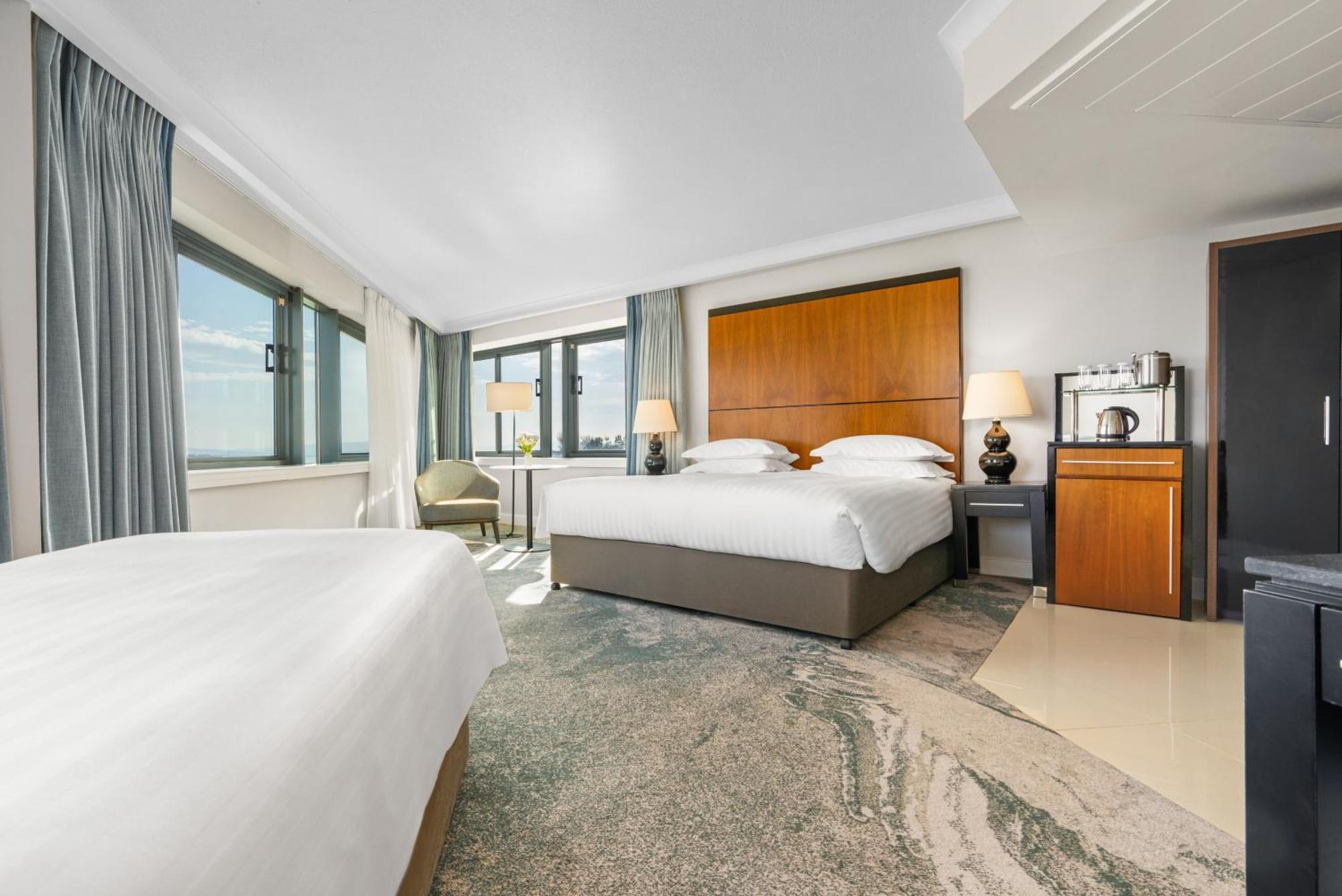 The Galmont Hotel & Spa Голуэй Экстерьер фото